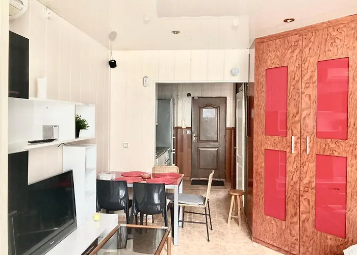 Studio Apartment